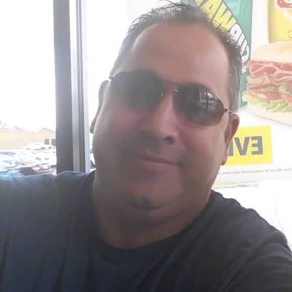 Meet your Posher, Robert - Picture 1 of 1